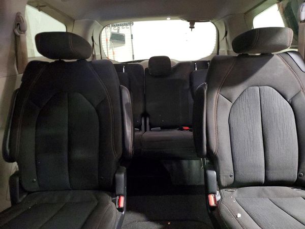 2017 CHRYSLER PACIFICA