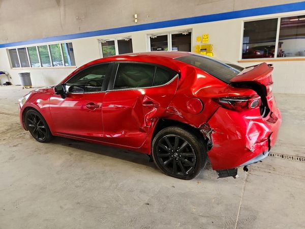 2018 MAZDA 3 Touring