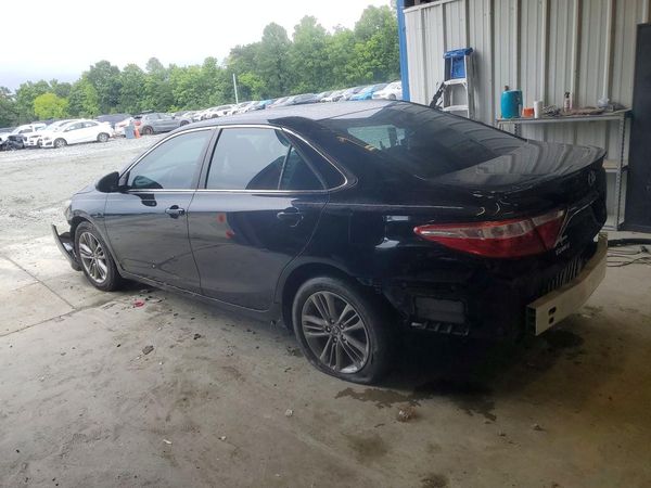 2016 TOYOTA CAMRY