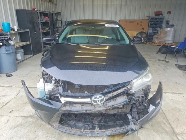 2016 TOYOTA CAMRY