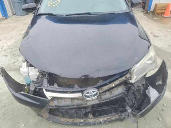 2016 TOYOTA CAMRY