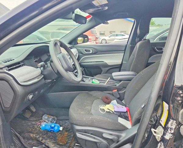 2024 JEEP COMPASS Sport — DENT