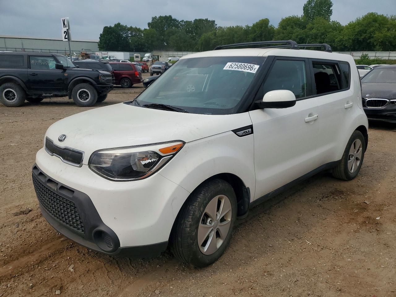 2015 KIA SOUL GL(Middle-low grade) — Front 3/4