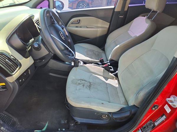 2013 KIA RIO