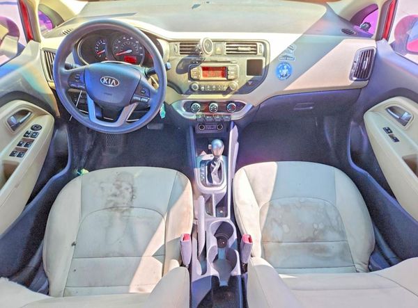 2013 KIA RIO