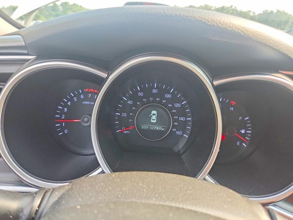 2015 KIA OPTIMA GL - Middle-low