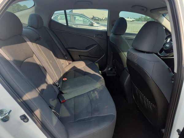 2015 KIA OPTIMA GL - Middle-low