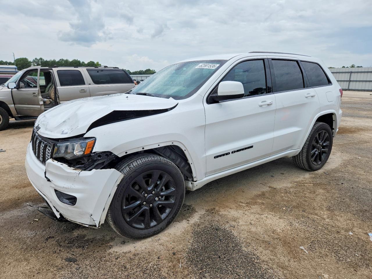 2017 JEEP GRAND CHEROKEE LAREDO 4X4