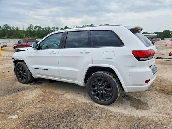 2017 JEEP GRAND CHEROKEE LAREDO 4X4