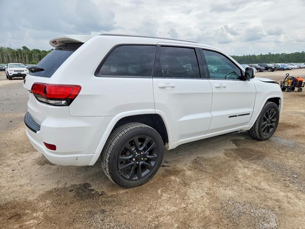 2017 JEEP GRAND CHEROKEE LAREDO 4X4