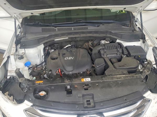 2016 HYUNDAI SANTA FE Base