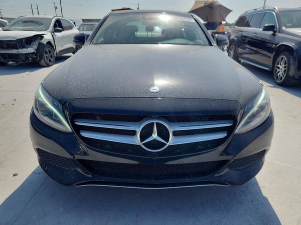 2016 MERCEDES-BENZ C C300