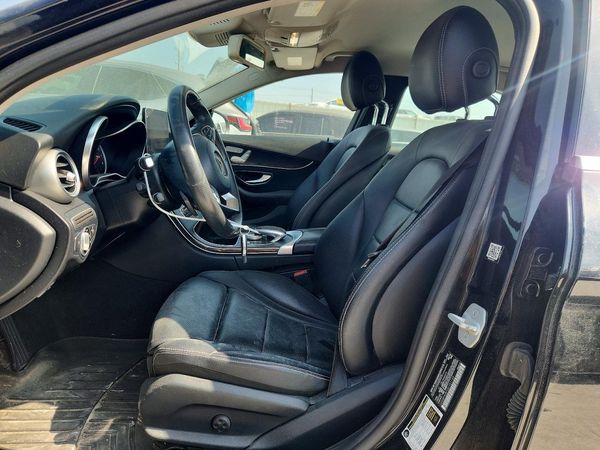 2016 MERCEDES-BENZ C C300