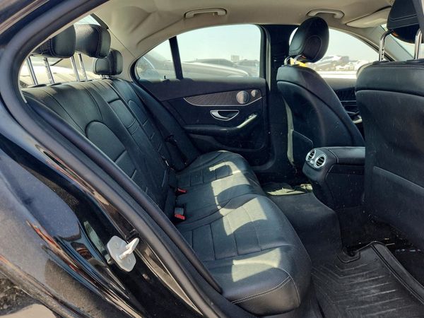 2016 MERCEDES-BENZ C C300
