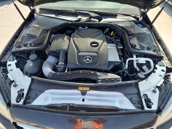 2016 MERCEDES-BENZ C C300