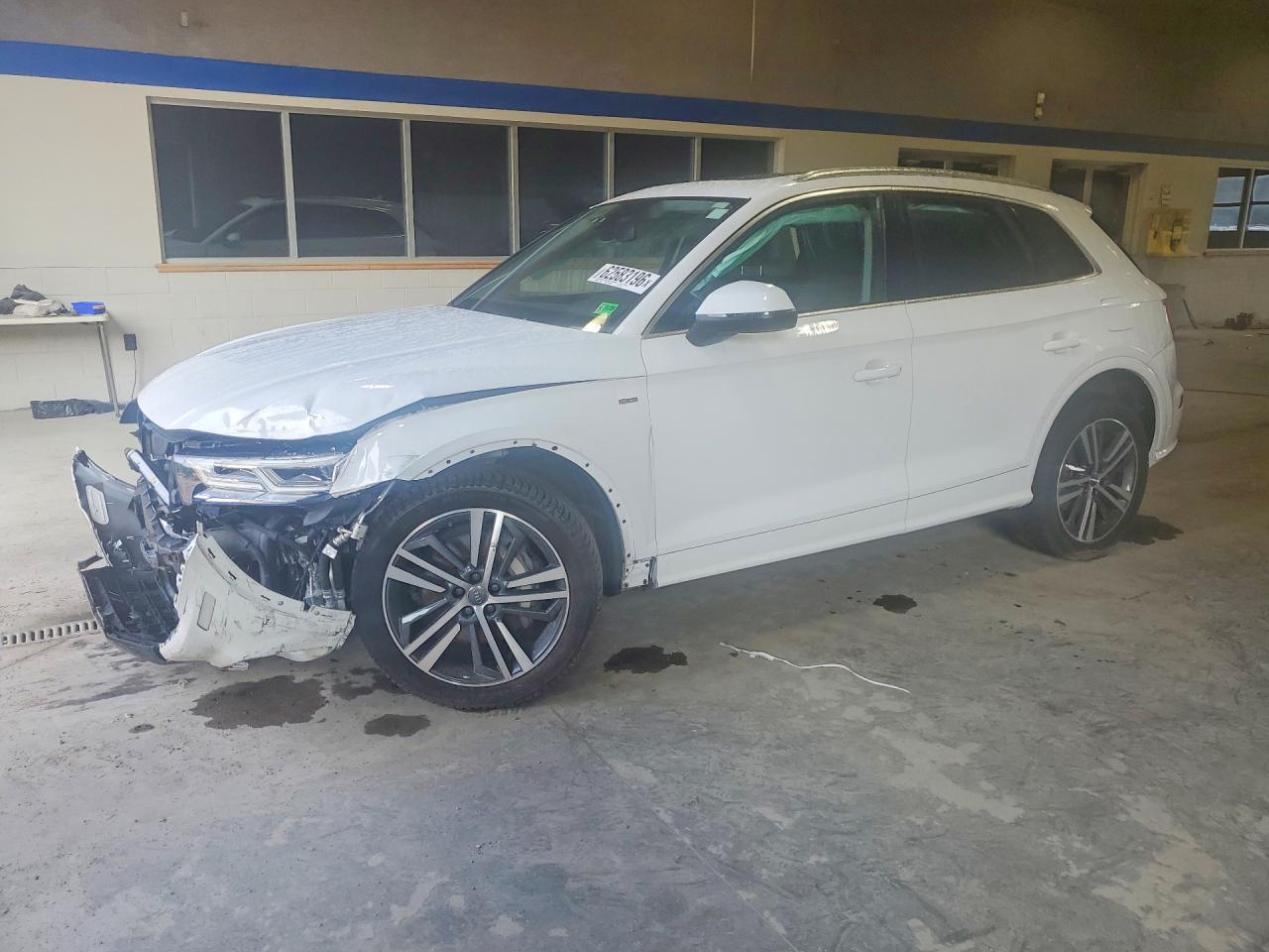 2020 AUDI Q5 E