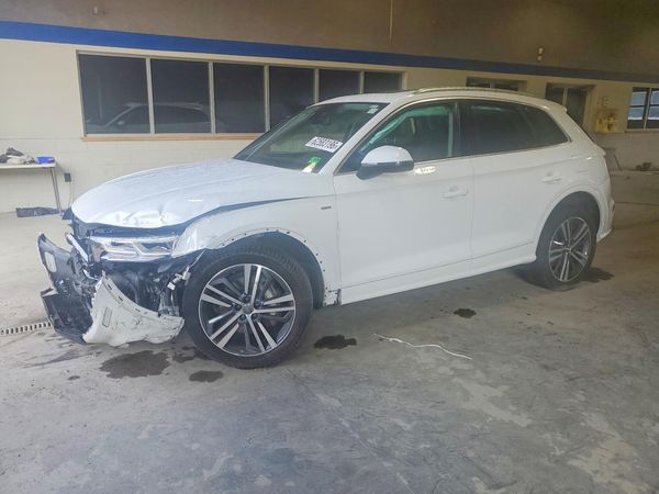 2020 AUDI Q5 E