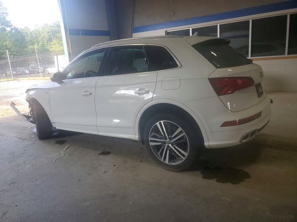 2020 AUDI Q5 E