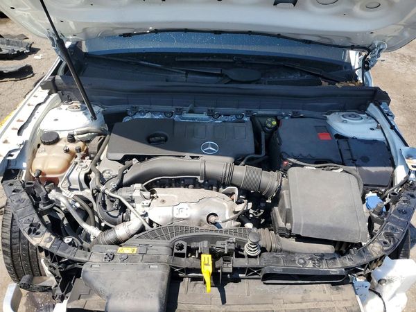 2021 MERCEDES-BENZ GLB GLB250-4M