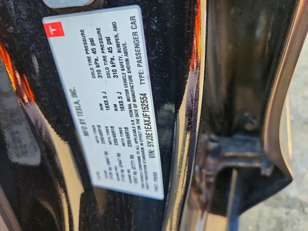 2018 TESLA MODEL 3