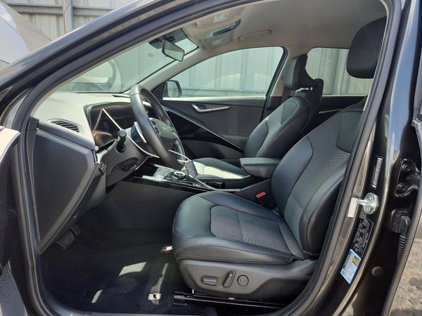 2024 KIA NIRO Wind