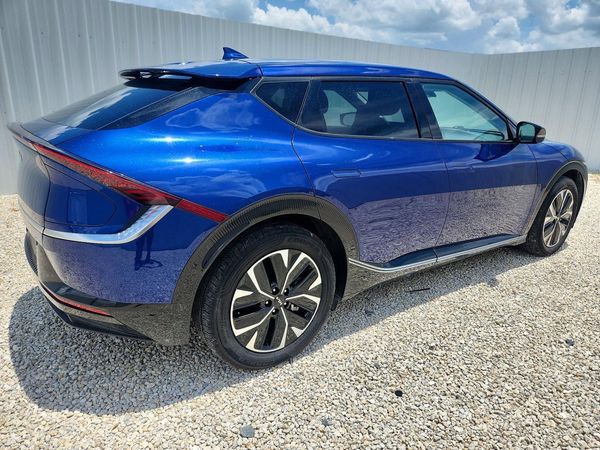 2024 KIA EV6 Light, Wind