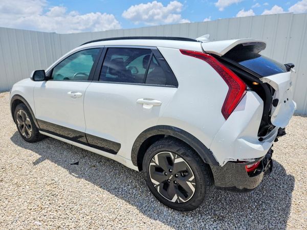 2024 KIA NIRO Wind