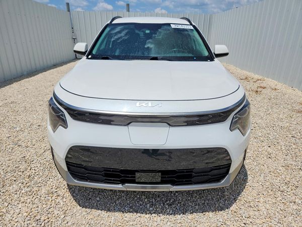 2024 KIA NIRO Wind