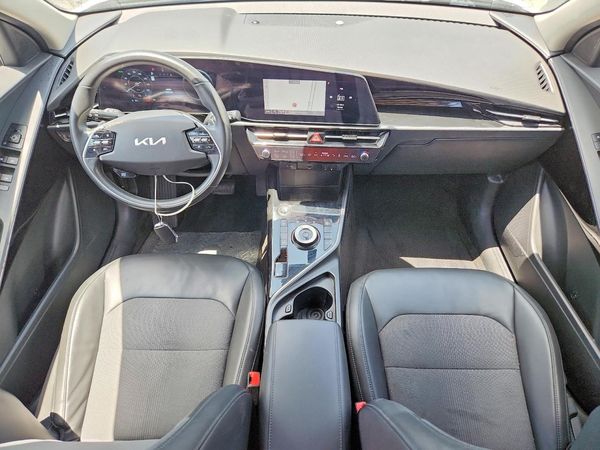 2024 KIA NIRO Wind