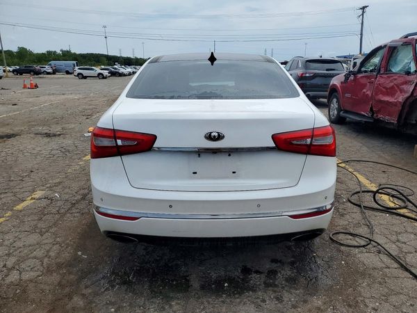 2014 KIA CADENZA