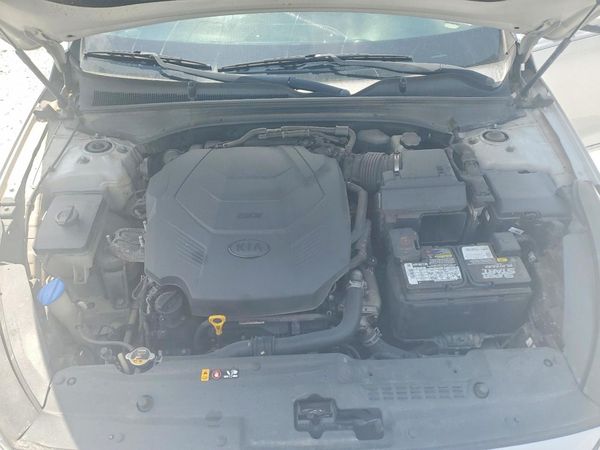 2017 KIA CADENZA