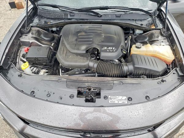 2023 DODGE CHARGER SXT — Engine bay