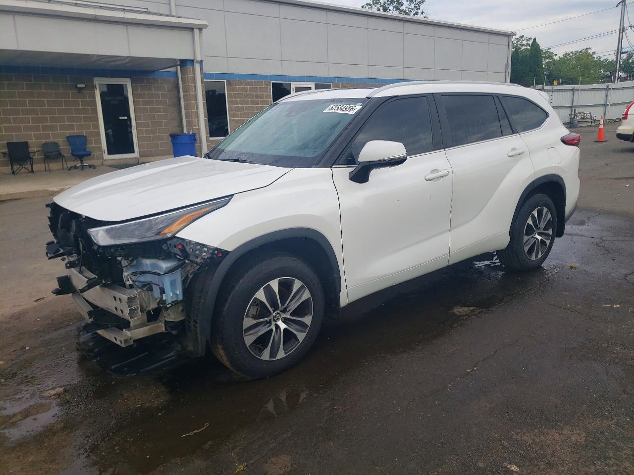 2023 TOYOTA HIGHLANDER