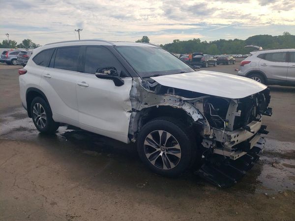 2023 TOYOTA HIGHLANDER