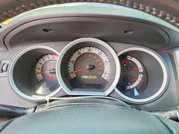 2015 TOYOTA TACOMA Delux Grade