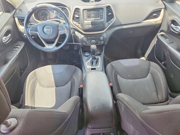 2015 JEEP CHEROKEE LATITUDE 4X4