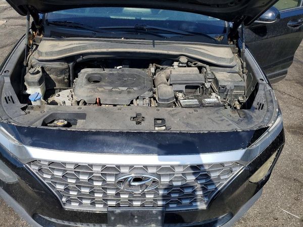 2019 HYUNDAI SANTA FE SE