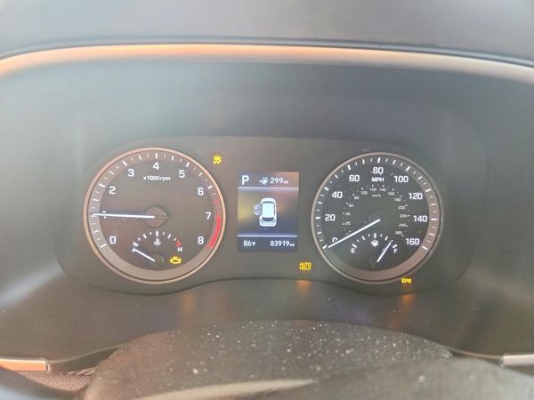 2019 HYUNDAI TUCSON SE