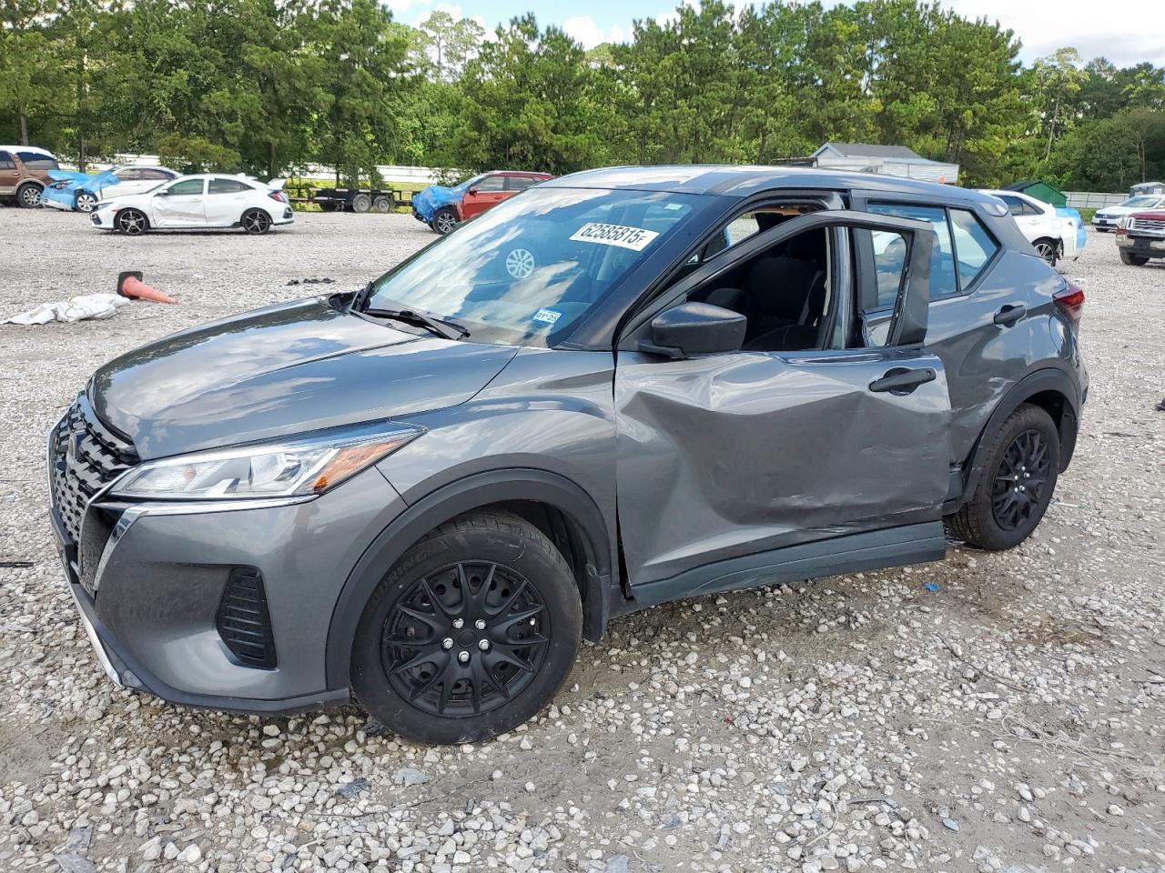 2022 NISSAN KICKS S