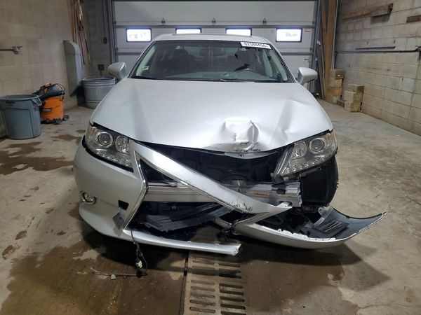 2014 LEXUS ES