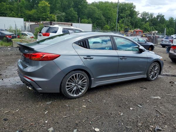 2017 HYUNDAI ELANTRA