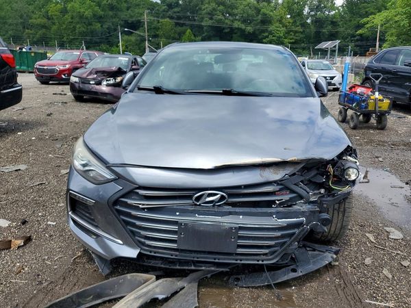 2017 HYUNDAI ELANTRA