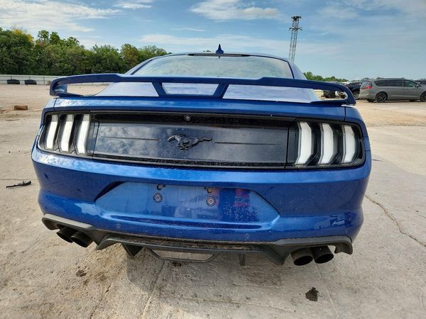 2022 FORD MUSTANG I4 Coupe