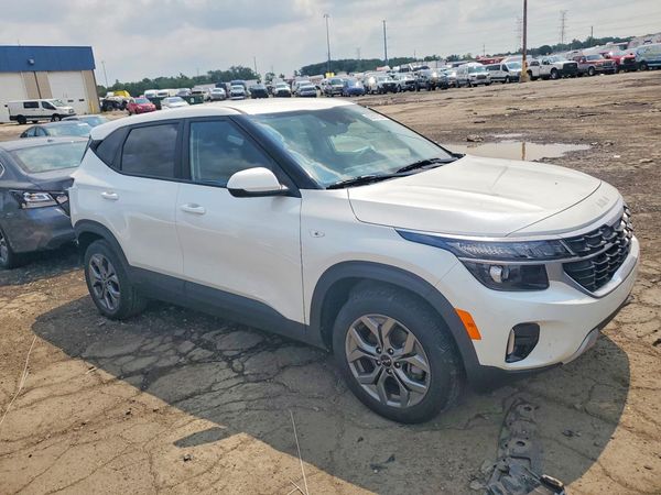 2024 KIA SELTOS LX