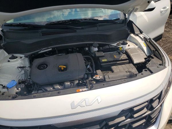 2024 KIA SELTOS LX