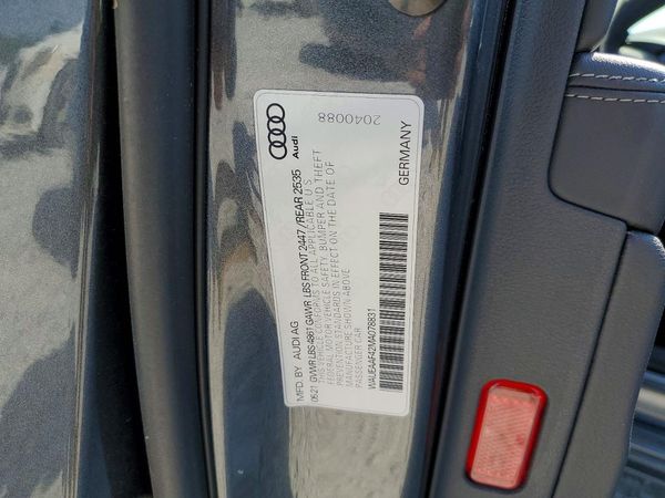 2021 AUDI A4