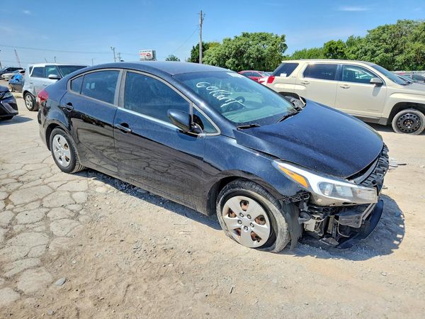 2018 KIA FORTE LX Base