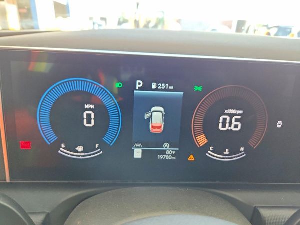 2026 HYUNDAI TUCSON SEL, SEL Plus