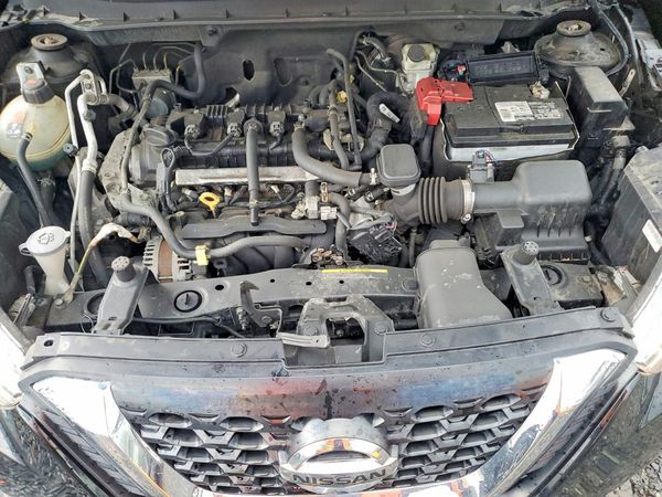 2019 NISSAN KICKS — Engine bay
