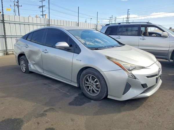 2016 TOYOTA PRIUS One/Two